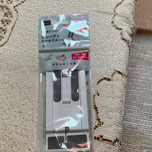 Ecola Other - Compact Phone Stand